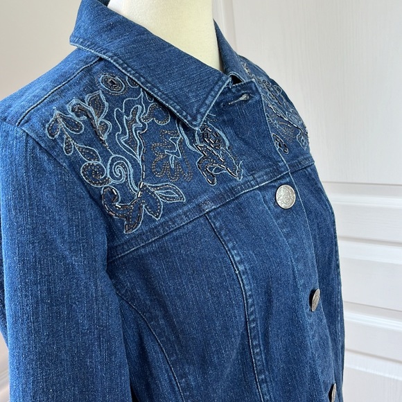 Denim & Co Jean Jacket with Embroidery and Beaded details - Picture 4 of 11